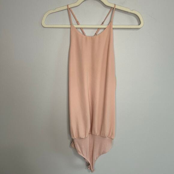 WAYF Light Dusty Pink Sleeveless Flowy Loose Bodysuit Women’s Size Medium - Picture 1 of 7